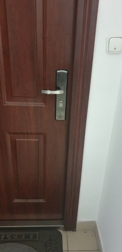 Különleges kínai ajtók zárcseréje