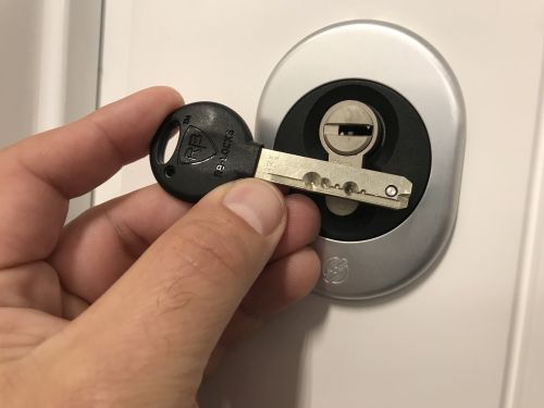 Izraeli Keylocx zárbetét-csere Budapest kerületeiben